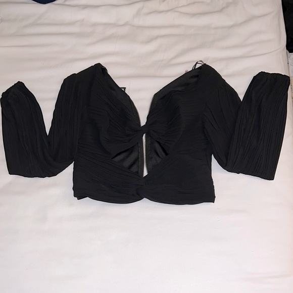 Brand new black top - Picture 3 of 3